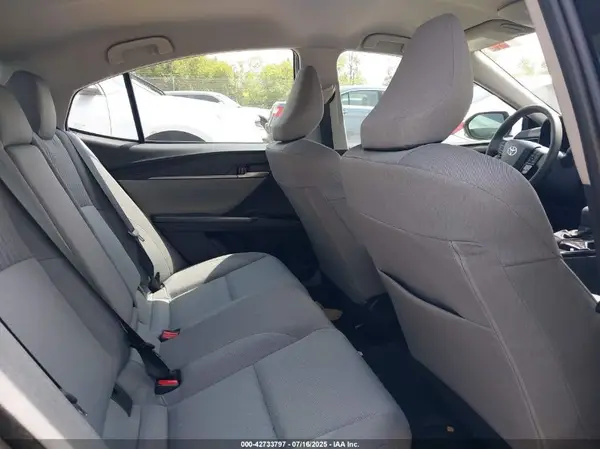 4T1DAACK0SU101838 2025 TOYOTA CAMRY - Image 8