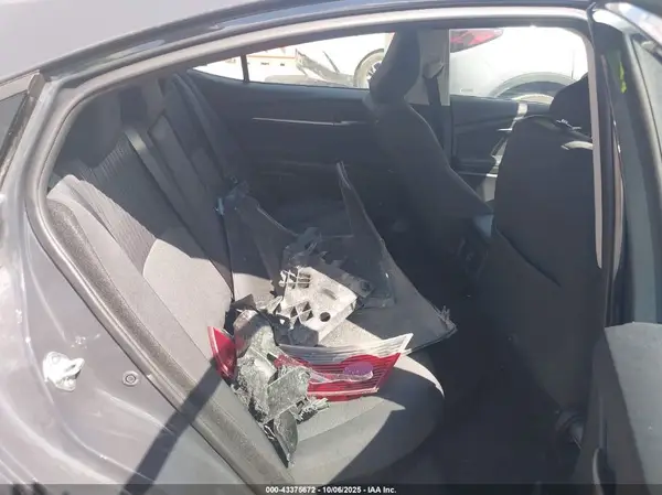 4T1DAACK0SU106425 2025 TOYOTA CAMRY - Image 8