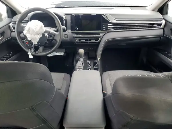 4T1DAACK0SU107347 2025 TOYOTA CAMRY - Image 8