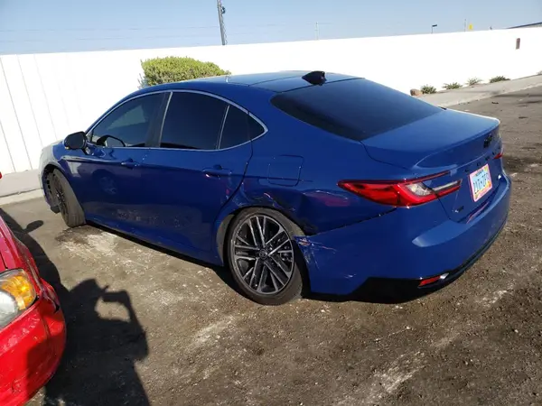4T1DAACK0SU108384 2025 TOYOTA CAMRY - Image 2