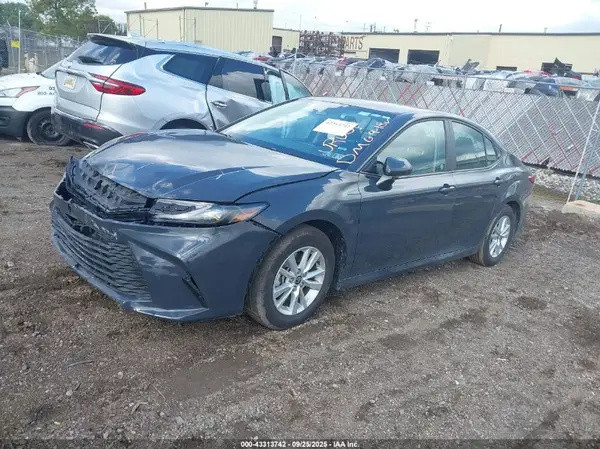 4T1DAACK0SU115979 2025 TOYOTA CAMRY - Image 2