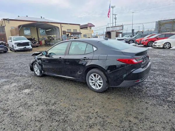 4T1DAACK0SU135052 2025 TOYOTA CAMRY - Image 2
