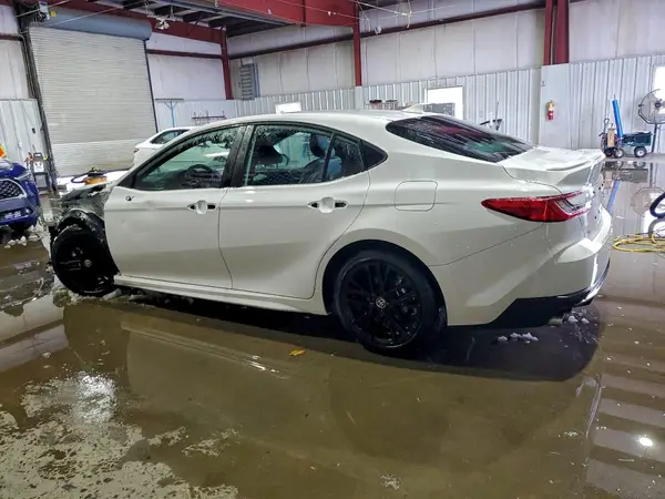 4T1DAACK0SU143068 2025 TOYOTA CAMRY - Image 2