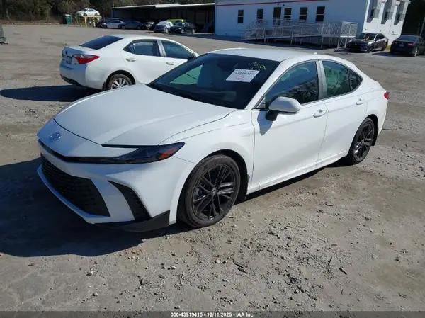 4T1DAACK0SU143619 2025 TOYOTA CAMRY - Image 2