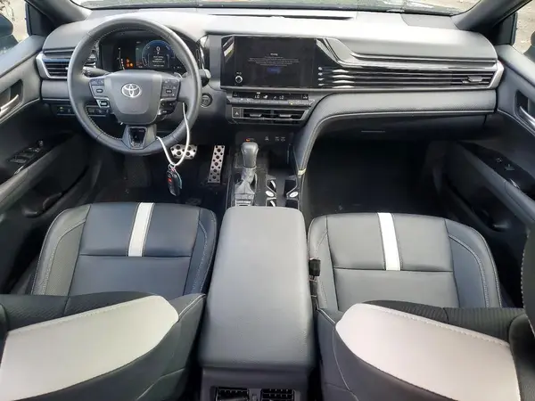 4T1DAACK0SU143653 2025 TOYOTA CAMRY - Image 8