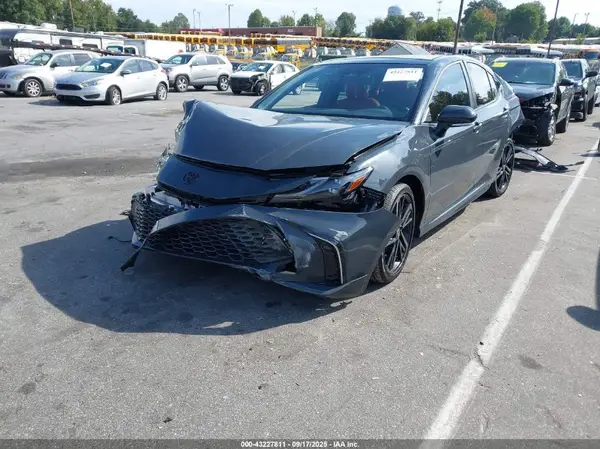 4T1DAACK0SU144690 2025 TOYOTA CAMRY - Image 2