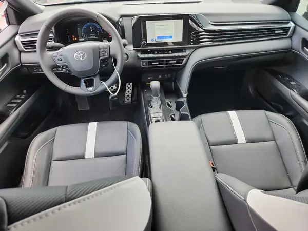 4T1DAACK0SU163921 2025 TOYOTA CAMRY - Image 8