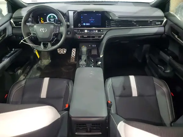 4T1DAACK0SU165748 2025 TOYOTA CAMRY - Image 8
