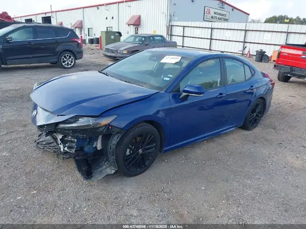 4T1DAACK0SU166494 2025 TOYOTA CAMRY - Image 2