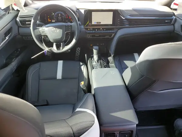 4T1DAACK0SU174398 2025 TOYOTA CAMRY - Image 8