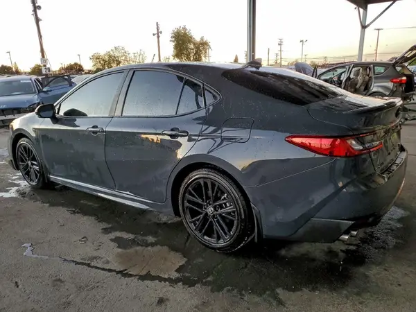 4T1DAACK0SU174756 2025 TOYOTA CAMRY - Image 2