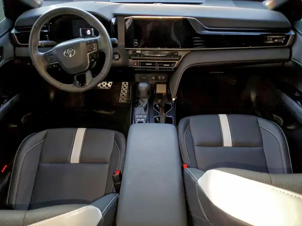 4T1DAACK0SU174756 2025 TOYOTA CAMRY - Image 8