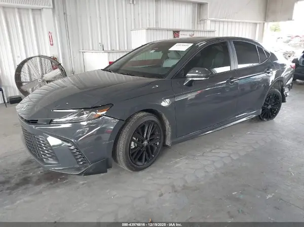 4T1DAACK0SU177155 2025 TOYOTA CAMRY - Image 2