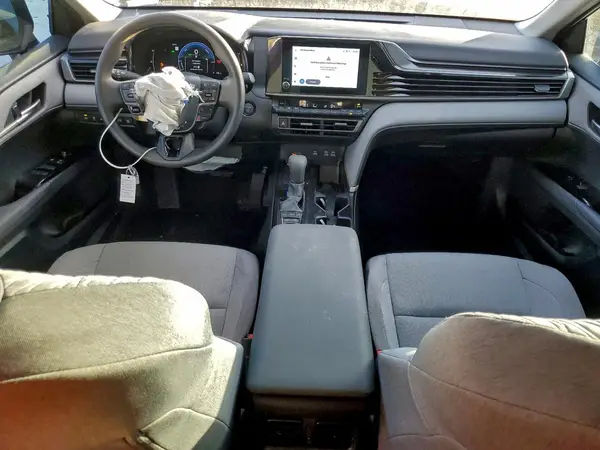 4T1DAACK0SU182114 2025 TOYOTA CAMRY - Image 8