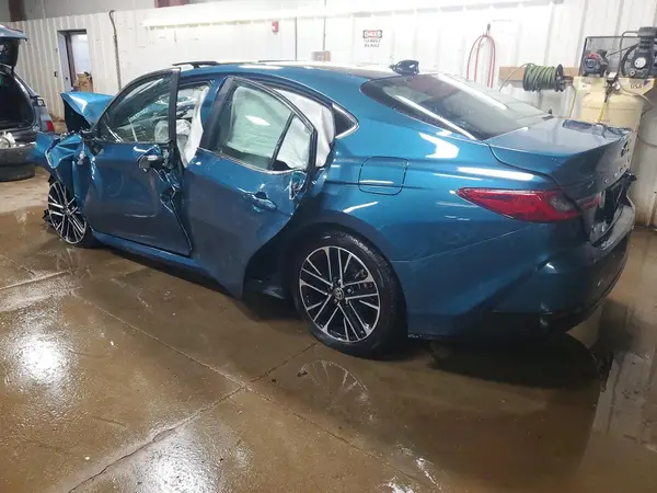 4T1DAACK0SU182565 2025 TOYOTA CAMRY - Image 2