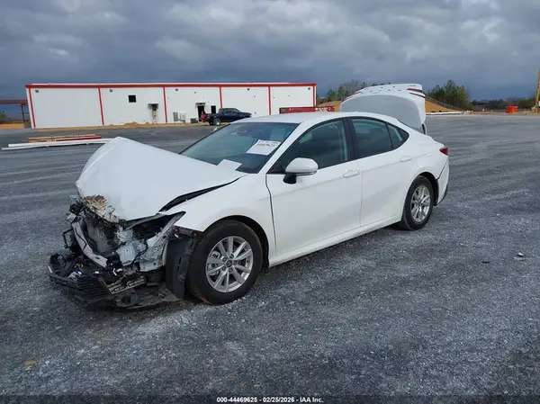 4T1DAACK0SU182663 2025 TOYOTA CAMRY - Image 2