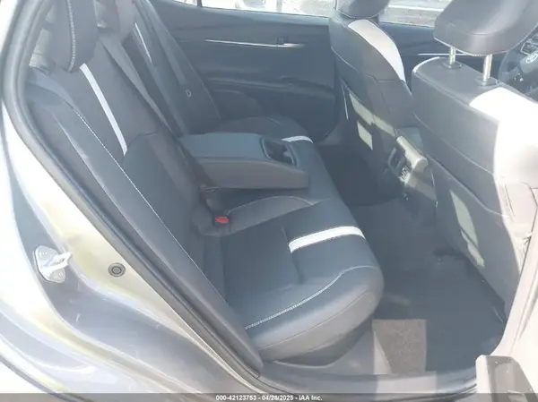 4T1DAACK0SU500801 2025 TOYOTA CAMRY - Image 8