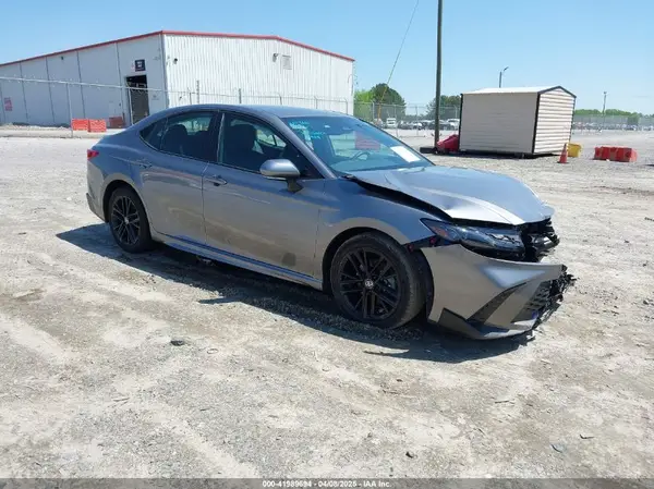 4T1DAACK0SU504010 2025 TOYOTA CAMRY - Image 1