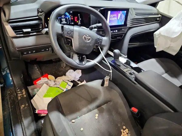 4T1DAACK0SU509661 2025 TOYOTA CAMRY - Image 8