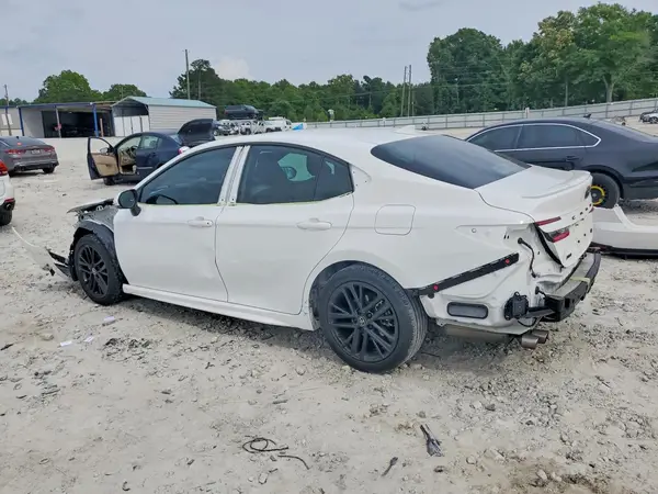 4T1DAACK0SU518568 2025 TOYOTA CAMRY - Image 2