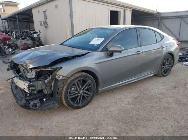 4T1DAACK0SU520529 2025 TOYOTA CAMRY - Image 2