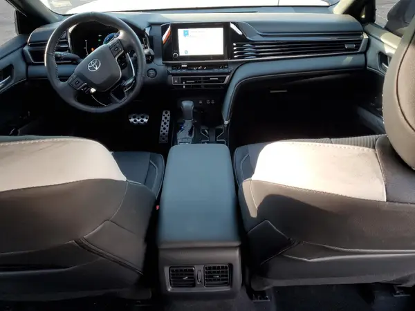 4T1DAACK0SU521681 2025 TOYOTA CAMRY - Image 8