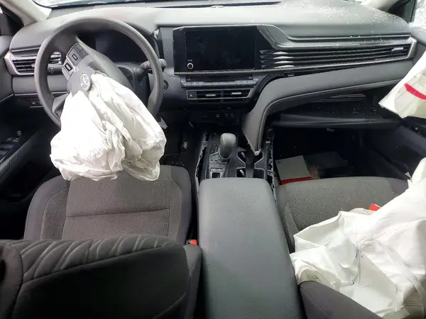4T1DAACK0SU523592 2025 TOYOTA CAMRY - Image 8