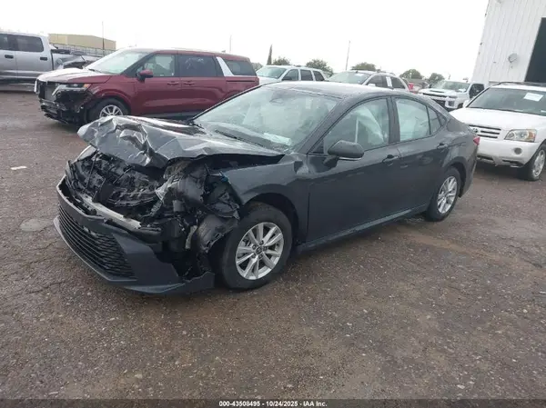 4T1DAACK0SU530087 2025 TOYOTA CAMRY - Image 2