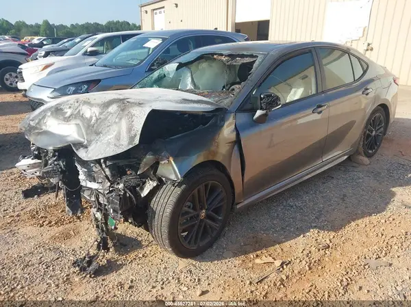 4T1DAACK0SU541798 2025 TOYOTA CAMRY - Image 2