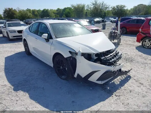 4T1DAACK0SU551828 2025 TOYOTA CAMRY - Image 1