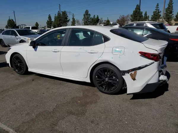 4T1DAACK0SU555703 2025 TOYOTA CAMRY - Image 2