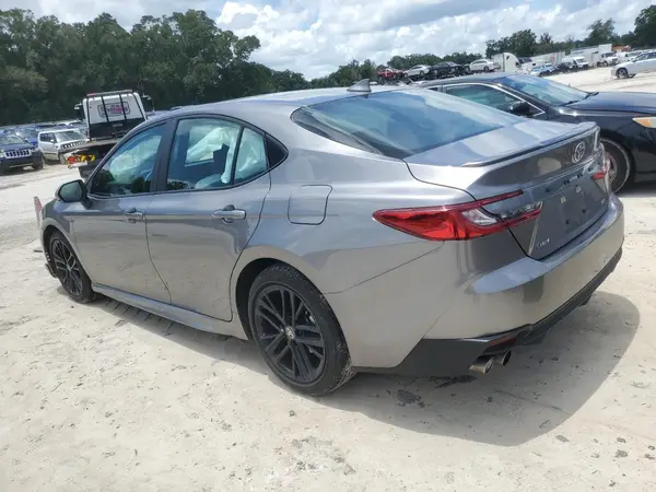 4T1DAACK0SU556608 2025 TOYOTA CAMRY - Image 2