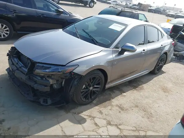 4T1DAACK0SU558763 2025 TOYOTA CAMRY - Image 2