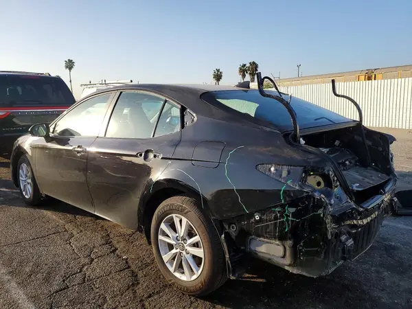 4T1DAACK0SU560643 2025 TOYOTA CAMRY - Image 2