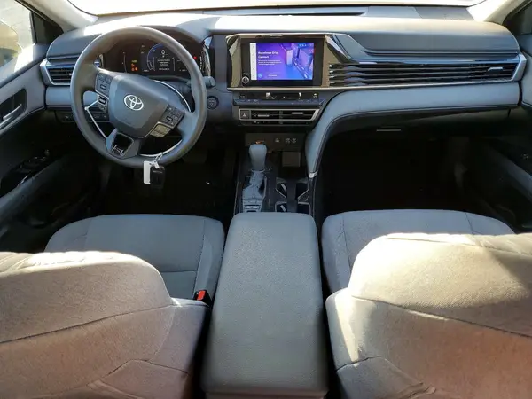 4T1DAACK0SU560643 2025 TOYOTA CAMRY - Image 8