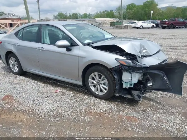 4T1DAACK0SU566474 2025 TOYOTA CAMRY - Image 1
