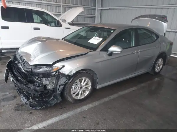 4T1DAACK0SU568290 2025 TOYOTA CAMRY - Image 2