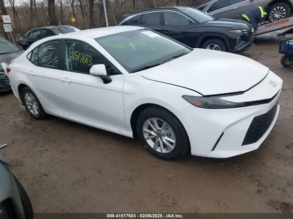 4T1DAACK0SU568645 2025 TOYOTA CAMRY - Image 1