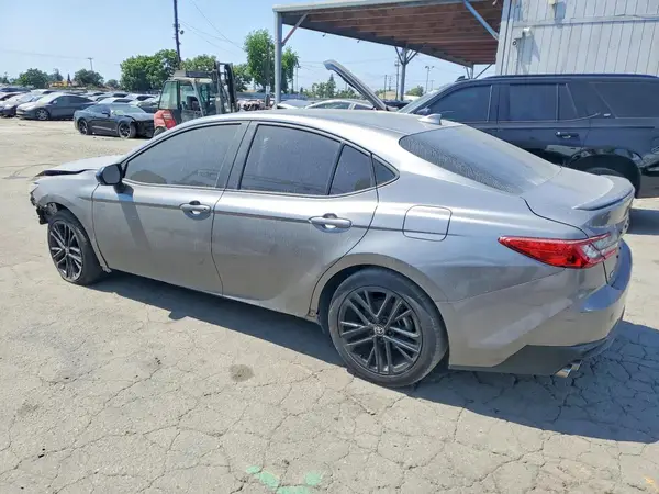 4T1DAACK0SU571206 2025 TOYOTA CAMRY - Image 2