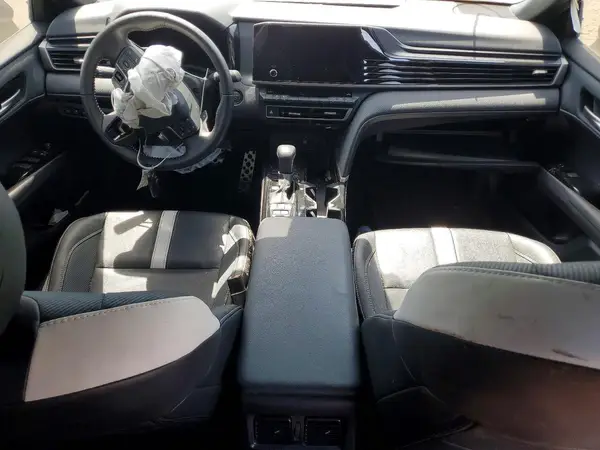 4T1DAACK0SU571206 2025 TOYOTA CAMRY - Image 8