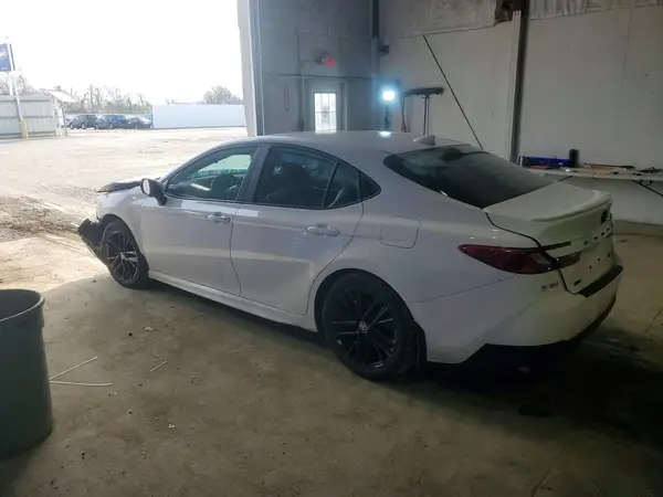 4T1DAACK0SU575479 2025 TOYOTA CAMRY - Image 2