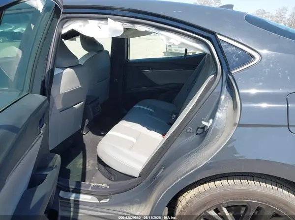4T1DAACK0SU580214 2025 TOYOTA CAMRY - Image 8