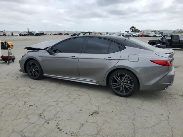 4T1DAACK0SU580584 2025 TOYOTA CAMRY - Image 2