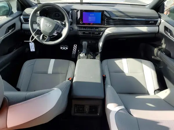 4T1DAACK0SU581654 2025 TOYOTA CAMRY - Image 8