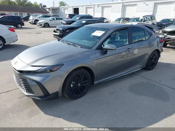 4T1DAACK0SU582951 2025 TOYOTA CAMRY - Image 2