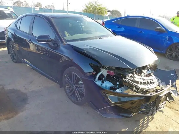 4T1DAACK0SU591102 2025 TOYOTA CAMRY - Image 1