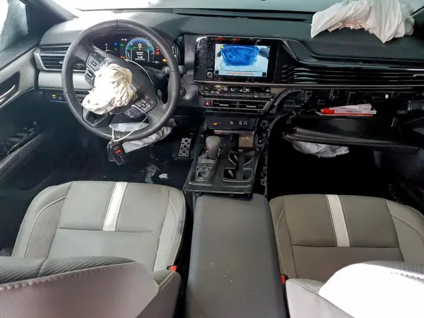 4T1DAACK0SU592850 2025 TOYOTA CAMRY - Image 8