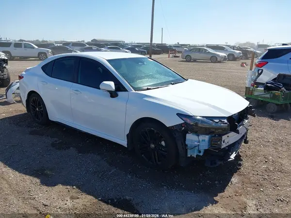 4T1DAACK0SU597174 2025 TOYOTA CAMRY - Image 1