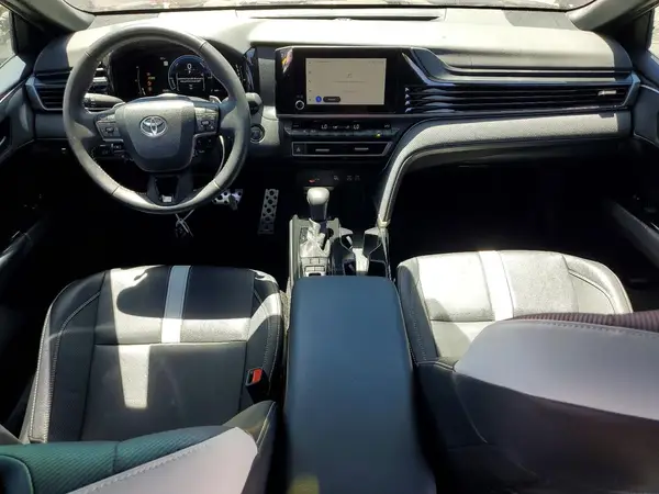 4T1DAACK0SU614197 2025 TOYOTA CAMRY - Image 8