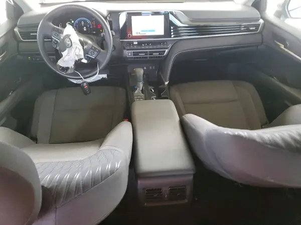 4T1DAACK0SU624826 2025 TOYOTA CAMRY - Image 8